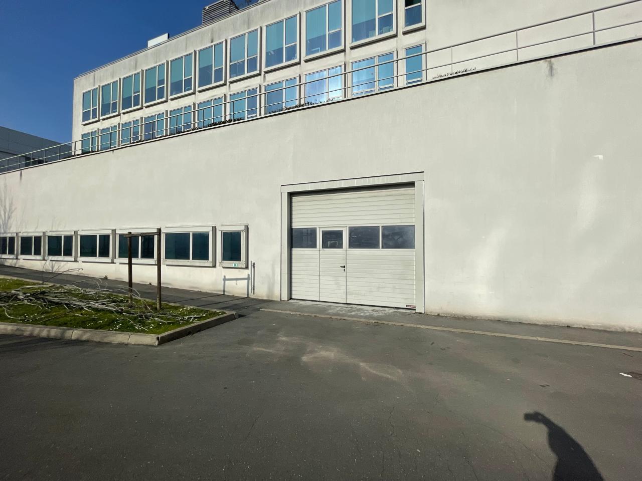 Local d'activité Saint-Denis 727m² Location local d'activité Saint-Denis Seine-Saint-Denis OLACT2530073 0
